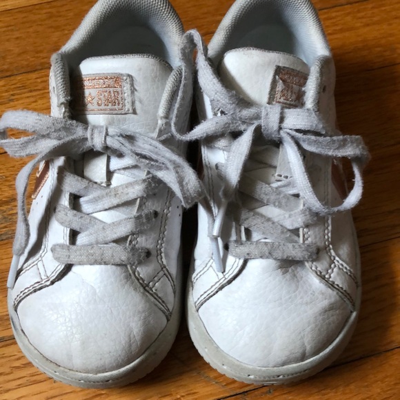 girls converse size 10